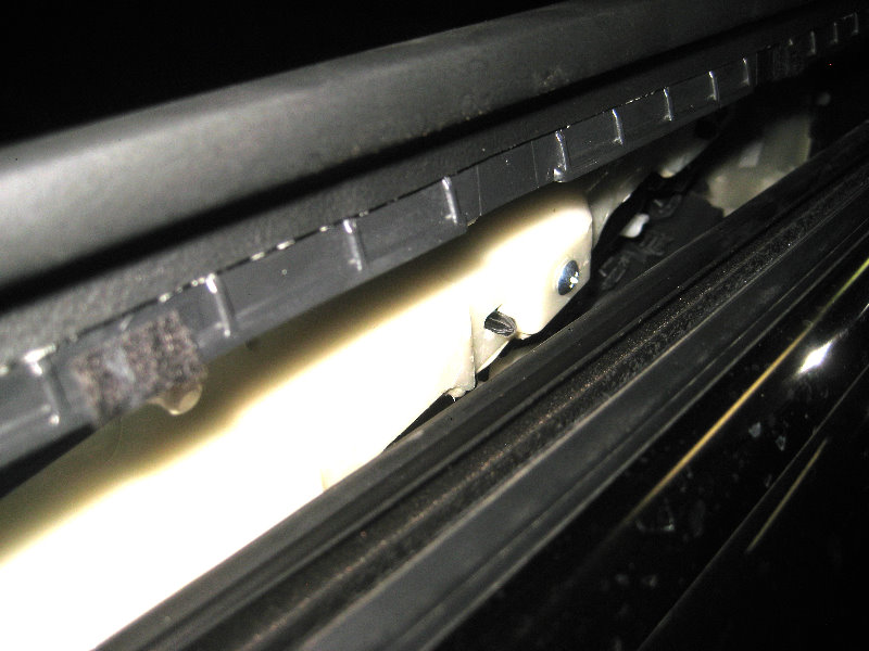 2015-2018-Nissan-Murano-Interior-Door-Panel-Removal-Speaker-Upgrade-Guide-041