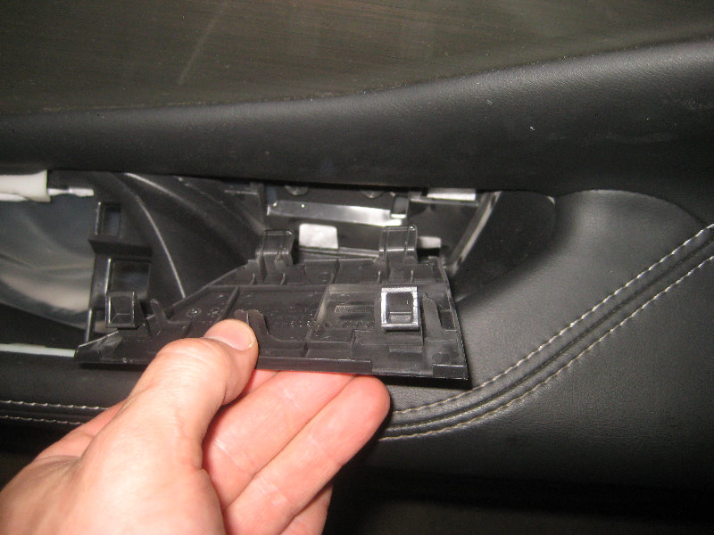 2015-2018-Nissan-Murano-Interior-Door-Panel-Removal-Speaker-Upgrade-Guide-050