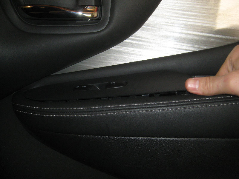 2015-2018-Nissan-Murano-Interior-Door-Panel-Removal-Speaker-Upgrade-Guide-056