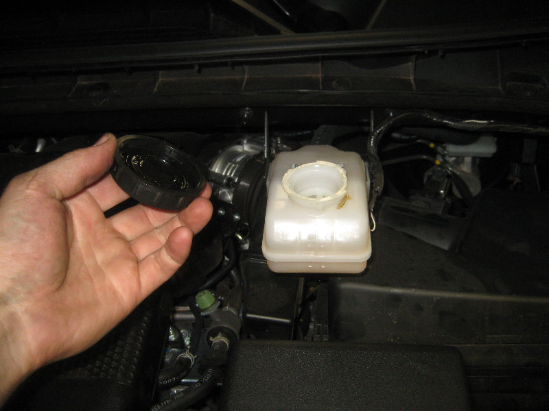 2015-2018-Nissan-Murano-Rear-Brake-Pads-Replacement-Guide-018