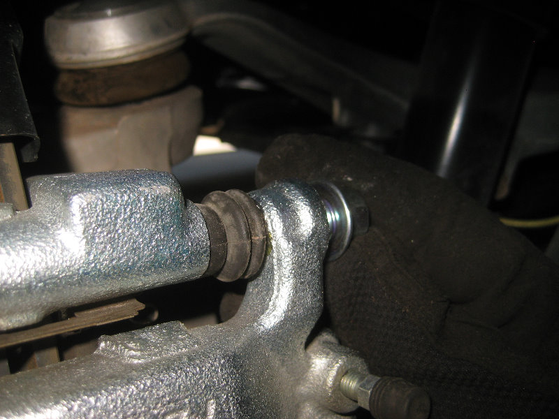 2015-2018-Nissan-Murano-Rear-Brake-Pads-Replacement-Guide-028