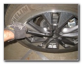 2015-2018-Nissan-Murano-Rear-Brake-Pads-Replacement-Guide-002