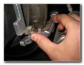 2015-2018-Nissan-Murano-Rear-Brake-Pads-Replacement-Guide-015