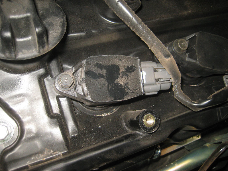 2015-2018-Nissan-Murano-Spark-Plugs-Replacement-Guide-013