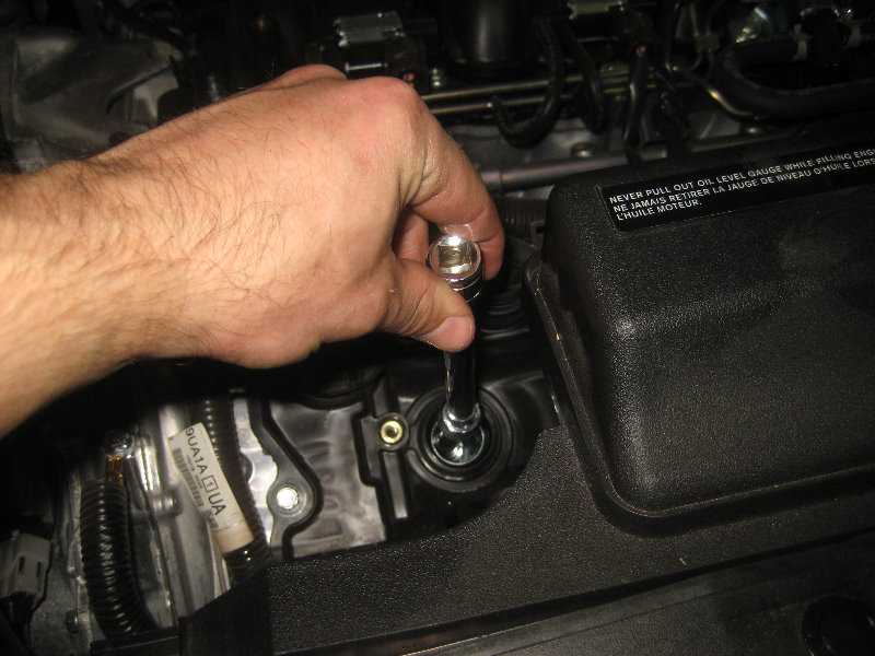 2015-2018-Nissan-Murano-Spark-Plugs-Replacement-Guide-024