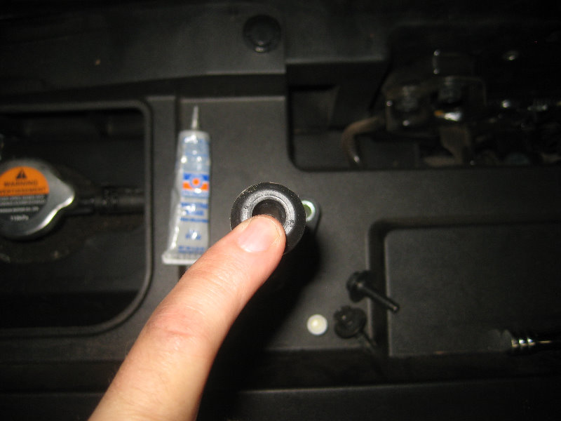 2015-2018-Nissan-Murano-Spark-Plugs-Replacement-Guide-026