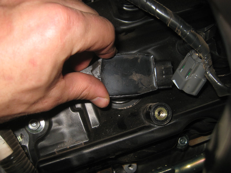 2015-2018-Nissan-Murano-Spark-Plugs-Replacement-Guide-028