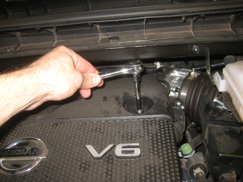 2015-2018-Nissan-Murano-Spark-Plugs-Replacement-Guide-038