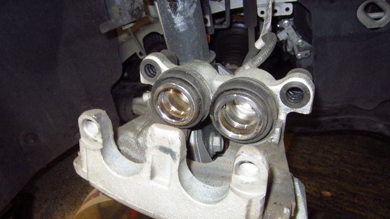 2015-2019-Ford-Edge-Front-Brake-Pads-Replacement-Guide-028