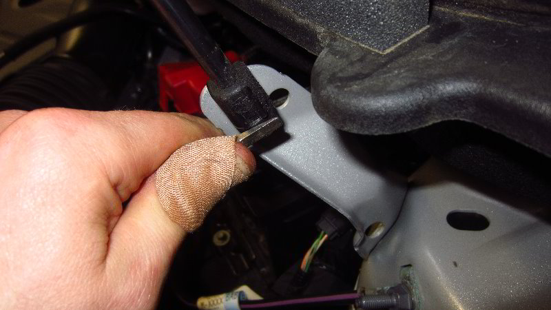 2015-2019-Ford-Edge-Hood-Support-Struts-Replacement-Guide-011