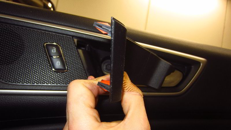 2015-2019-Ford-Edge-Interior-Door-Panel-Removal-Guide-002
