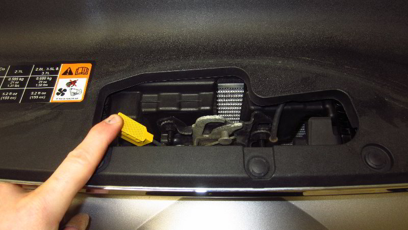 2015-2019-Ford-Edge-Open-Hood-Access-Engine-Bay-Check-Oil--Guide-008