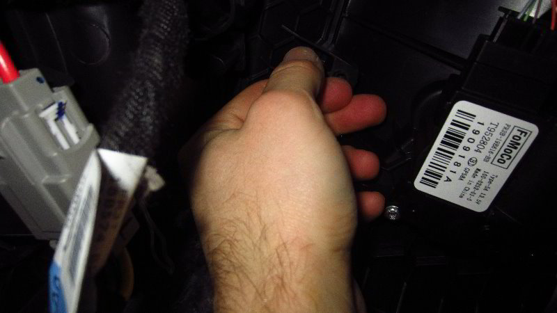 2015-2022-Ford-Mustang-Cabin-Air-Filter-Replacement-Guide-008