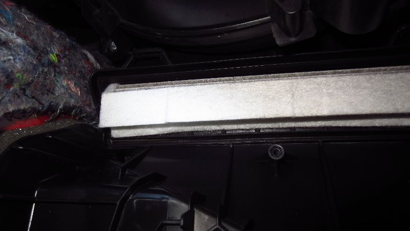 2015-2022-Ford-Mustang-Cabin-Air-Filter-Replacement-Guide-018