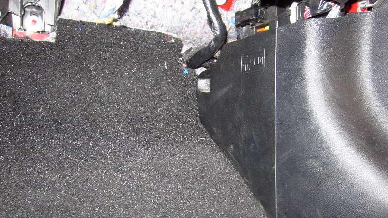 2015-2022-Ford-Mustang-Electrical-Fuse-Replacement-Guide-006