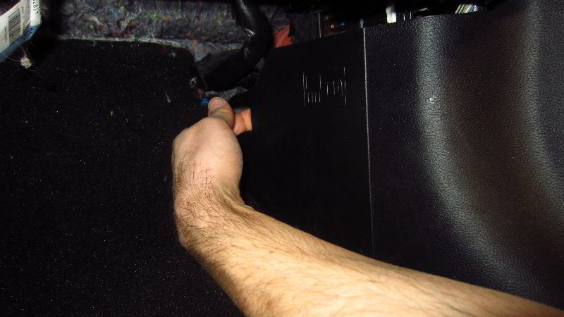 2015-2022-Ford-Mustang-Electrical-Fuse-Replacement-Guide-007