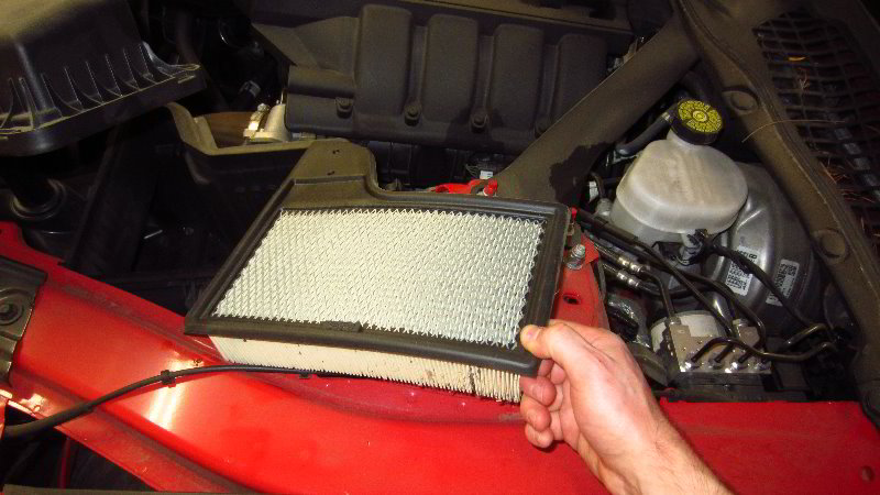 2015-2022-Ford-Mustang-Engine-Air-Filter-Replacement-Guide-009