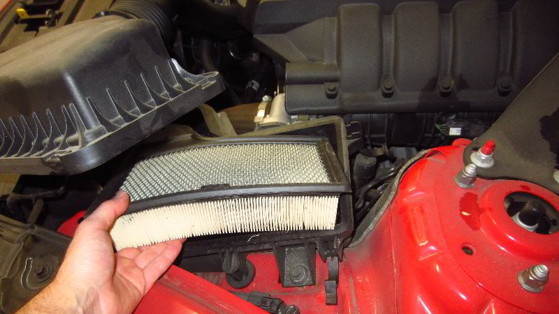 2015-2022-Ford-Mustang-Engine-Air-Filter-Replacement-Guide-014