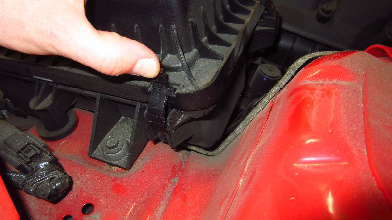 2015-2022-Ford-Mustang-Engine-Air-Filter-Replacement-Guide-019