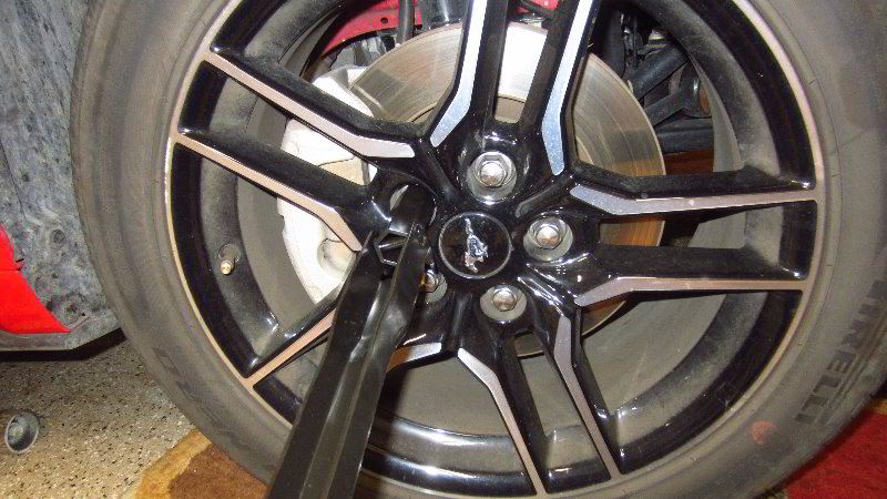 2015-2022-Ford-Mustang-Front-Brake-Pads-Replacement-Guide-004