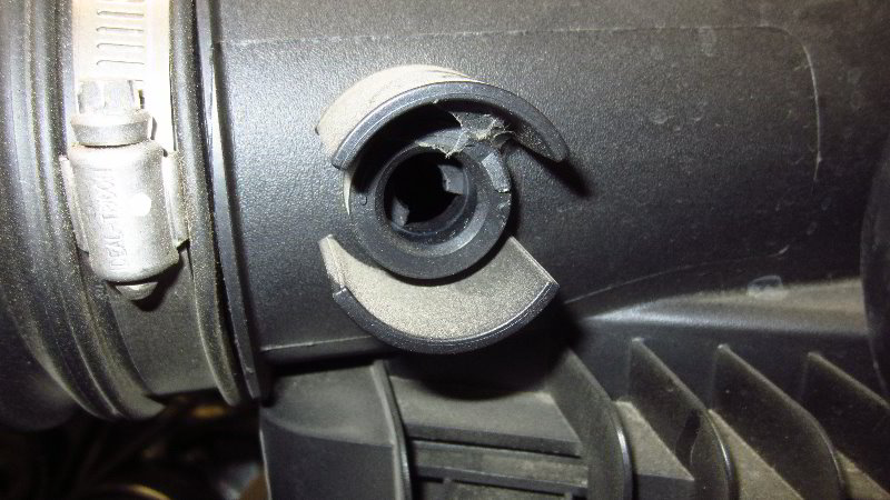 2015-2022-Ford-Mustang-IAT-Sensor-Replacement-Guide-011