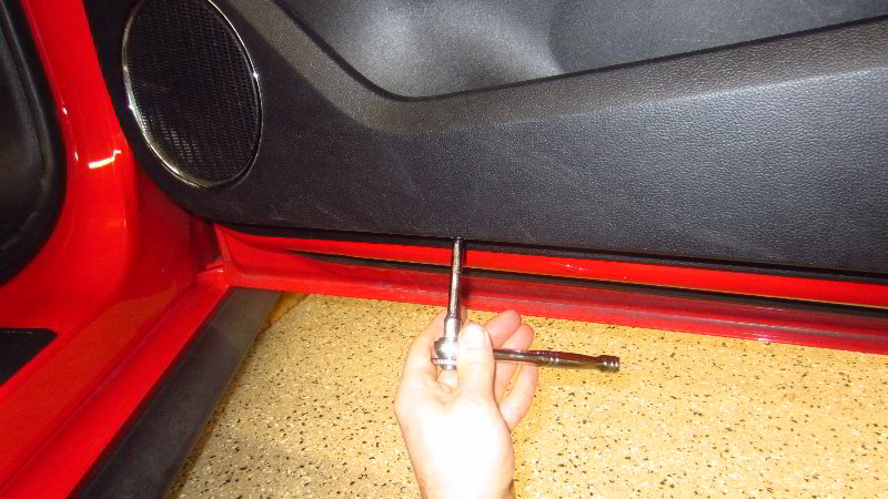 2015-2022-Ford-Mustang-Interior-Door-Panels-Removal-Guide-003