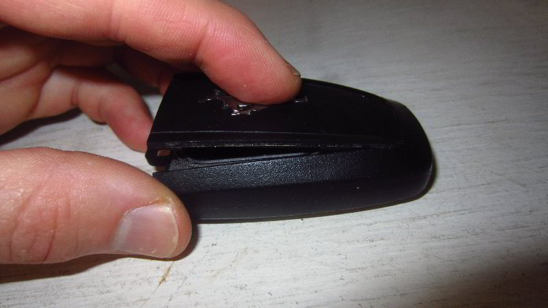 2015-2022-Ford-Mustang-Key-Fob-Battery-Replacement-Guide-017