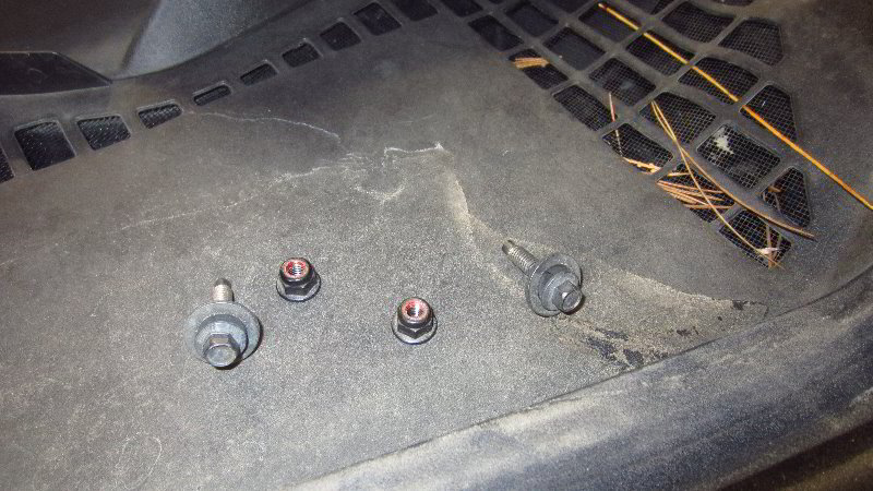 2015-2022-Ford-Mustang-Spark-Plugs-Replacement-Guide-010