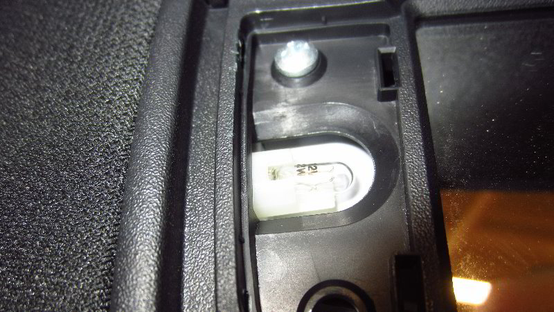2015-2022-Ford-Mustang-Vanity-Mirror-Light-Bulbs-Replacement-Guide-010