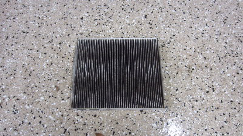 2016-2019-Chevrolet-Cruze-Cabin-Air-Filter-Replacement-Guide-040