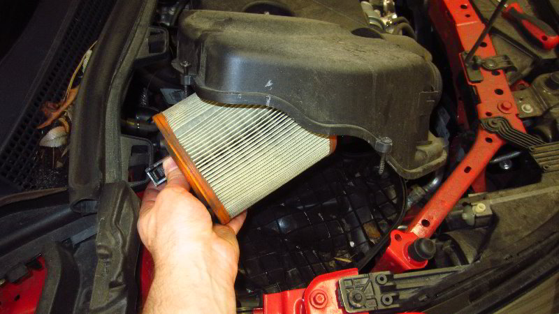 2016-2019-Chevrolet-Cruze-Engine-Air-Filter-Replacement-Guide-016