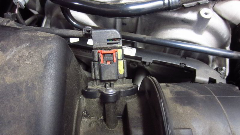 2016-2019-Chevrolet-Cruze-MAF-Sensor-Replacement-Guide-025