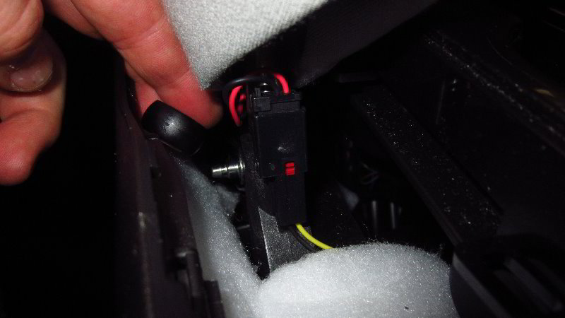 2016-2019-Chevrolet-Cruze-Transmission-Shift-Lock-Release-Guide-009