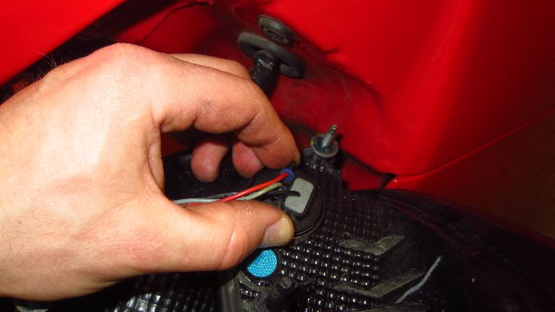 2016-2019-Chevrolet-Cruze-Tail-Light-Bulbs-Replacement-Guide-029