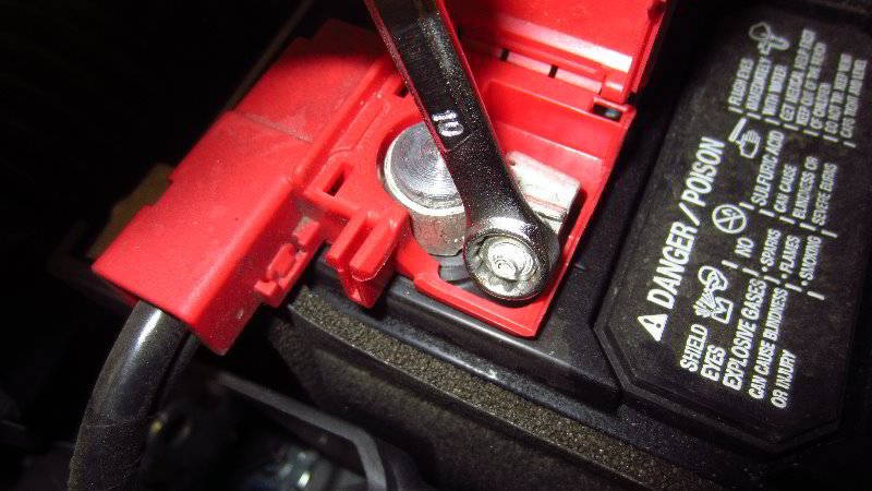 2016-2019-Honda-Civic-12V-Automotive-Battery-Replacement-Guide-008