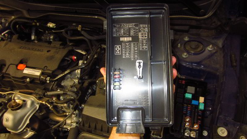 2016-2019-Honda-Civic-Electrical-Fuse-Replacement-Guide-007