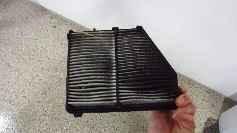 2016-2019-Honda-Civic-Engine-Air-Filter-Replacement-Guide-011