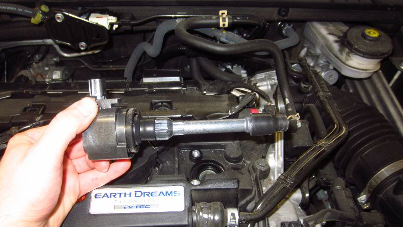 2016-2019-Honda-Civic-Spark-Plugs-Replacement-Guide-017