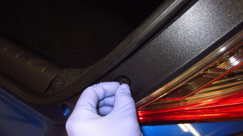 2016-2019-Honda-Civic-Tail-Light-Bulbs-Replacement-Guide-033