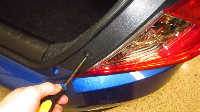 2016-2019-Honda-Civic-Tail-Light-Bulbs-Replacement-Guide-035