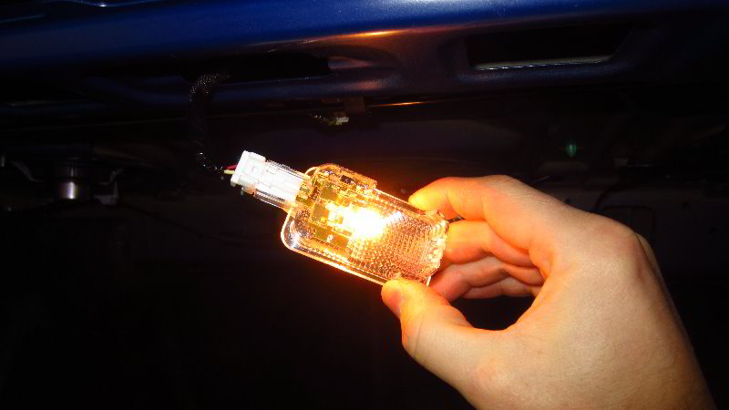 2016-2019-Honda-Civic-Trunk-Light-Bulb-Replacement-Guide-006