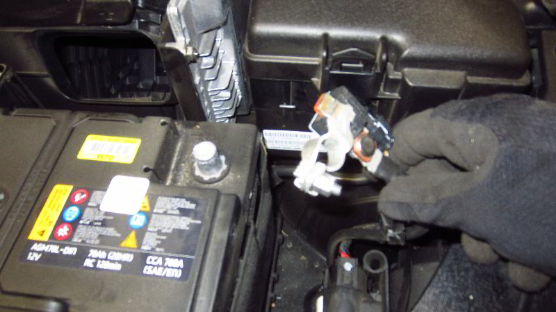 2016-2020-Kia-Optima-12V-Automotive-Battery-Replacement-Guide-018