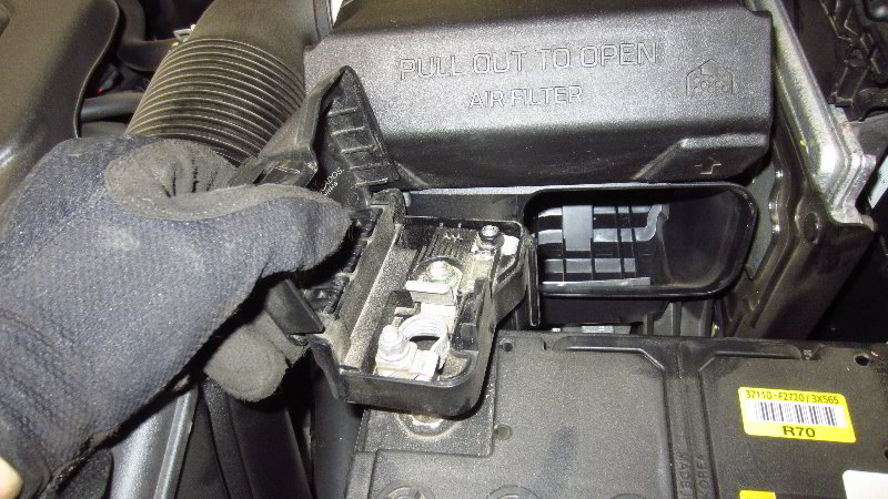 2016-2020-Kia-Optima-12V-Automotive-Battery-Replacement-Guide-024