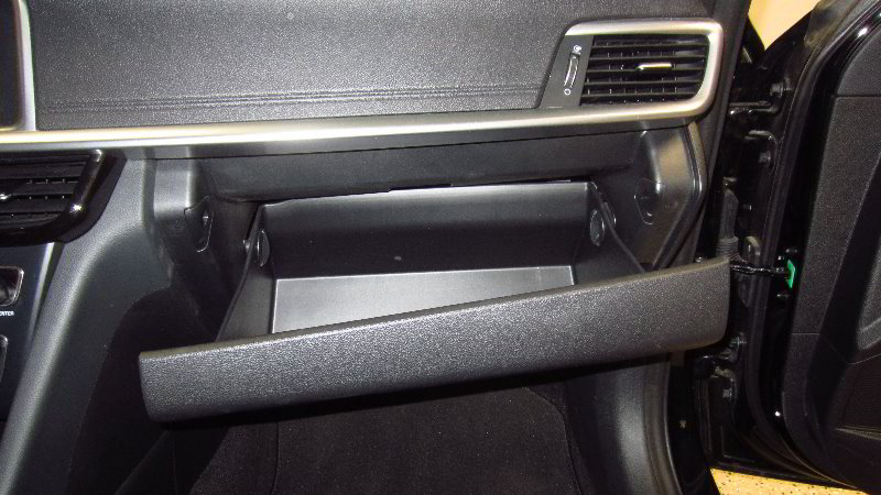 2016-2020-Kia-Optima-Cabin-Air-Filter-Replacement-Guide-002