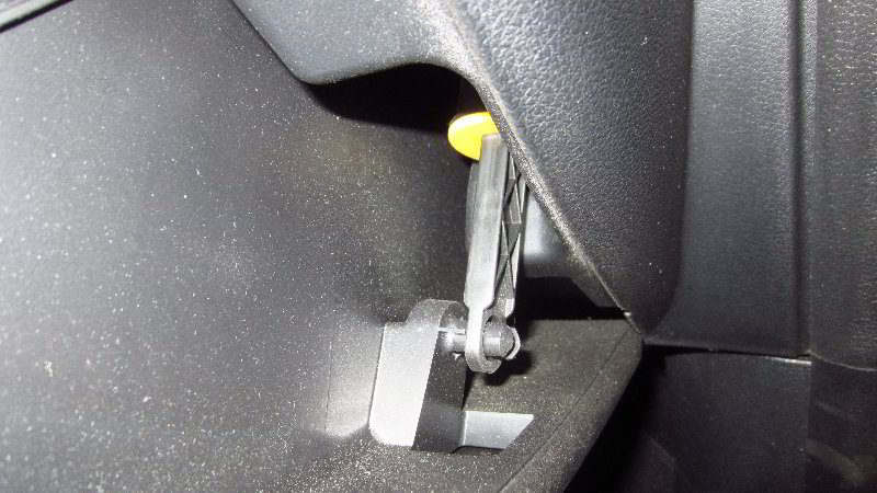 2016-2020-Kia-Optima-Cabin-Air-Filter-Replacement-Guide-003