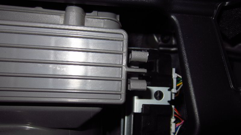 2016-2020-Kia-Optima-Cabin-Air-Filter-Replacement-Guide-013