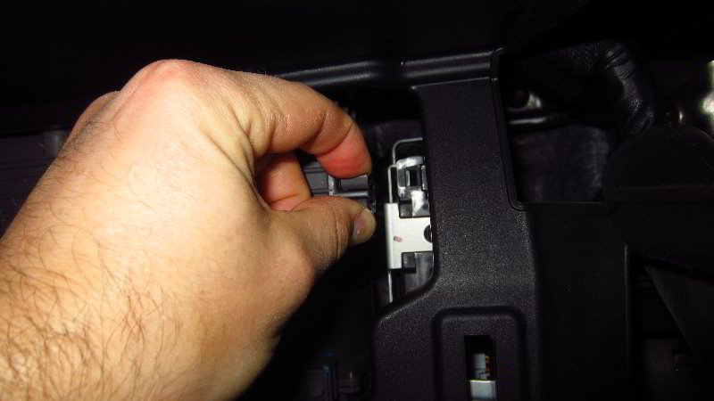 2016-2020-Kia-Optima-Cabin-Air-Filter-Replacement-Guide-014