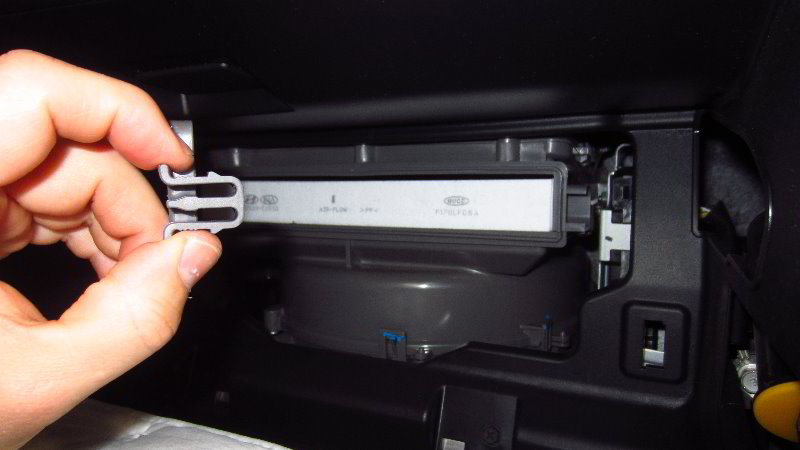 2016-2020-Kia-Optima-Cabin-Air-Filter-Replacement-Guide-015