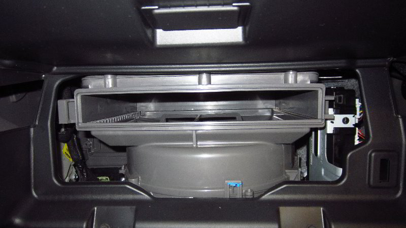 2016-2020-Kia-Optima-Cabin-Air-Filter-Replacement-Guide-022