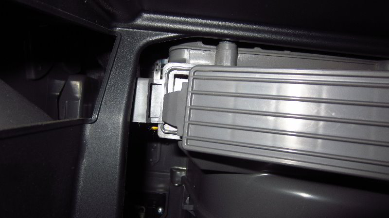 2016-2020-Kia-Optima-Cabin-Air-Filter-Replacement-Guide-025